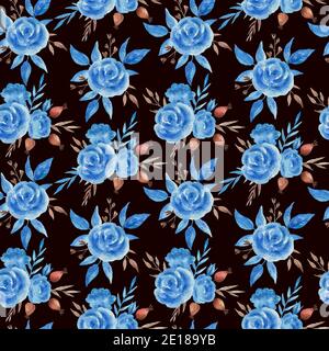 Aquarell Nahtloses Muster mit blauen Rosenblüten und rosafarben angesagten Beeren im Retro-Stil. Stockfoto