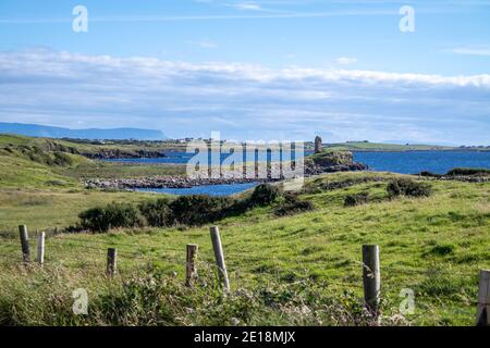 McSwynes Castle befindet sich in St. Johns Point in der Grafschaft Donegal - Irland. Stockfoto