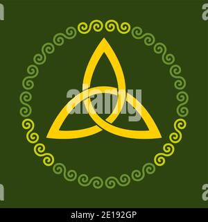 Triquetra, orange gefärbter keltischer Dreiecksknoten innerhalb eines Kreisrahmens, geformt von grünen Doppelspiralen, auf moosgrünem Hintergrund. Korbwellenknoten. Stockfoto