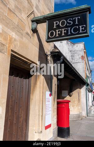 Postfiliale in der britischen Hauptstraße Stockfoto