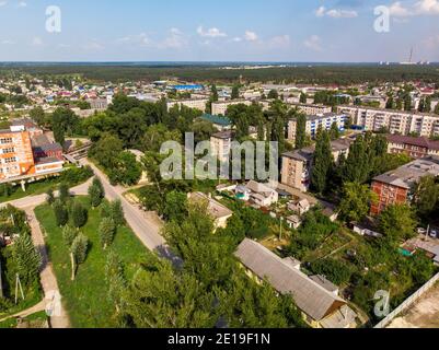 Lewobereschny Bezirk und Soja Kosmodemjanskaja Straße in Lipezk, Russland Stockfoto