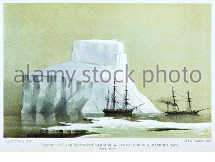 Auf der Suche nach dem britischen Offizier der Royal Navy und Polarforscher, Kapitän Sir John Franklin, HMS Resolute und HMS Intrepid, die an einem großen Eisberg in Baffin Bay vorbeifahren, Vintage Illustration von 1857 Stockfoto