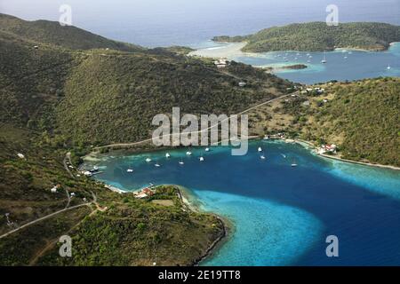 Britische Jungferninseln: Little Harbour am Jost Van Dyke. Die Vervielfältigung in nautischen Zeitschriften, nautischen Führern oder nautischen Websites ist verboten. Stockfoto