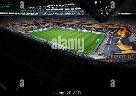 DEUTSCHLAND, DÜSSELDORF - 16. AUGUST 2020: Sportkomplex Esprit Arena in Düsseldorf. Fußballstadion Fortuna Stockfoto