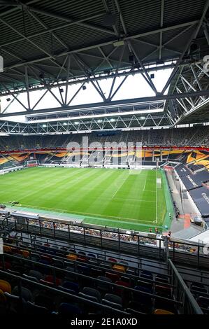 DEUTSCHLAND, DÜSSELDORF - 16. AUGUST 2020: Sportkomplex Esprit Arena in Düsseldorf. Fußballstadion Fortuna Stockfoto