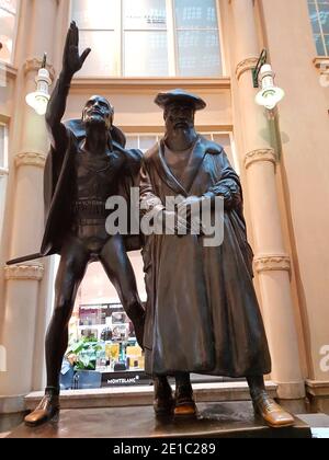 Impressionen: Mephistopheles und Faust-Figuren, Auerbachs Keller, Leipzig (nur für redaktionelle Verwendung. Keine Werbung. Referenzdatenbank: http: Stockfoto