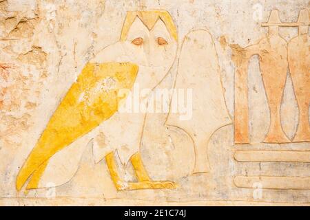 Ägypten, Luxor, Westjordanland, Reliefs am Tempel der Hatschepsut Stockfoto