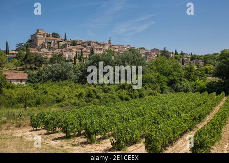 Ansouis, eine Gemeinde im Département Vaucluse in der Region Provence-Alpes-Côte d'Azur im Südosten Frankreichs Stockfoto