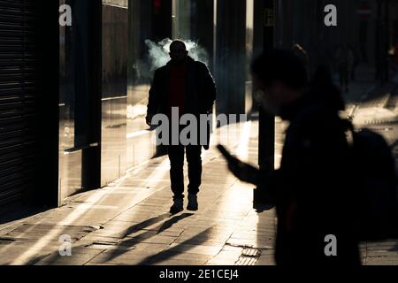 Manchester, Großbritannien. Januar 2021. Szenen im Zentrum von Manchester, als das Land in eine dritte nationale Sperre gegen das Coronavirus eintritt. Stockfoto