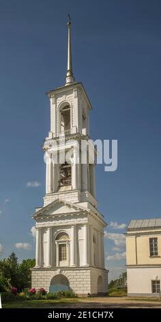 Kirche des Propheten Elia in Torschok. Tver-Region. Russland Stockfoto