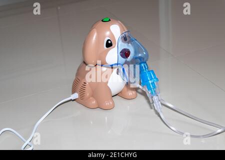 Medizinische Geräte. Der Kompressor Vernebler PET geformt. Stockfoto