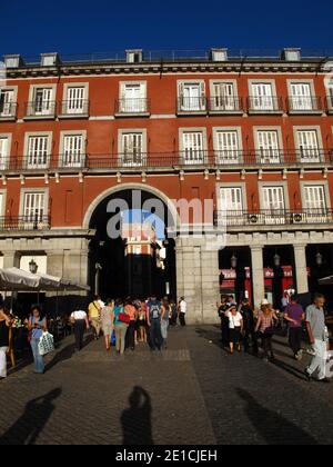 Plaza Mayor mit dem Gebäude Casa de la Panaderia Das Zentrum von Madrid Stockfoto