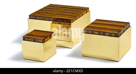 Tiger's Eye und Gold Box Set von Anna Rabinowicz entworfen Fotografiert auf weißem Hintergrund Stockfoto