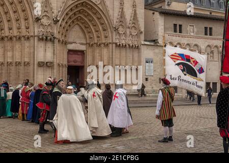 Medieval Festival Les Penons de Lyon mit Bürgern in mittelalterlichen clothingin Lyon, Frankreich Stockfoto