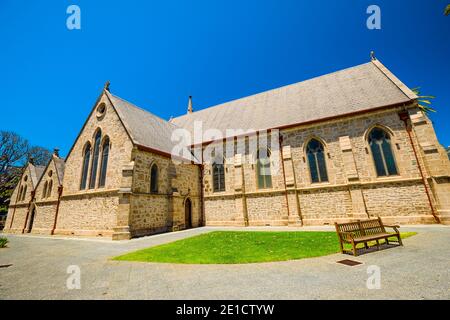 St. John's Anglican Church oder St. John the Evangelist Church in High Street, ist eine anglikanische katholische Kirche in Fremantle, Western Australia in West End Stockfoto