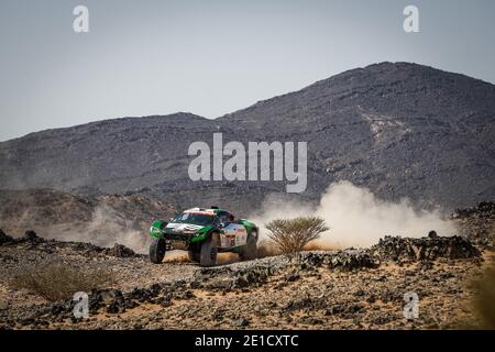 316 Seaidan Yasir (sau), Kuzmich Alexey (rus), Century, SRT Racing, Auto, Aktion während der 4. Etappe der Dakar 2021 zwischen Wadi Al Dawasir und Riad, in Saudi-Arabien am 6. Januar 2021 - Foto Antonin Vincent / DPPI / LM Stockfoto