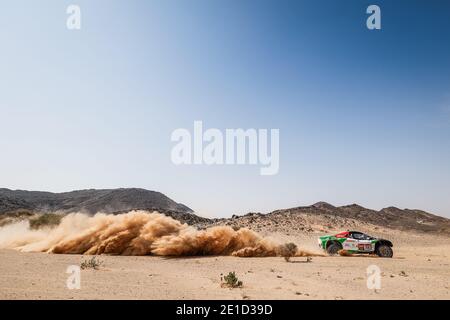 316 Seaidan Yasir (sau), Kuzmich Alexey (rus), Century, SRT Racing, Auto, Aktion während der 4. Etappe der Dakar 2021 zwischen Wadi Al Dawasir und Riad, in Saudi-Arabien am 6. Januar 2021 - Foto Frederic Le Floc&#039;h / DPPI / LM Stockfoto