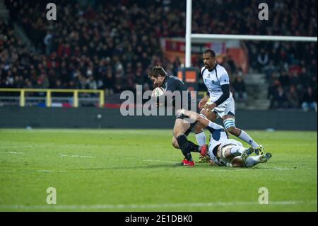 Vincent Clerc von Toulouse während des Spiels der französischen Top 14 Rugby Union, Stade Toulousain gegen Castres im Stadion in Toulouse, Frankreich am 2. Januar 2011. Toulouse gewann 23-16. Foto von Bruno Martin/ABACAPRESS.COM Stockfoto