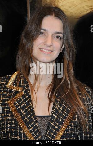 Joana Preiss nimmt an der Chanel Fashion Show Spring/Summer 2011 Collection Launch Teil, die am 25. Januar 2011 im Pavillon Cambon in Paris, Frankreich, stattfand. Foto von Thierry Orban/ABACAPRESS.COM Stockfoto