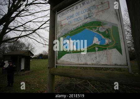 Le Corps de Laetitia Perrais, disparue depuis deux semaines, a été retrouvé mardi dépecé dans un Plan d'Eau situé sur la commune de Lavau-sur-Loire, Loire-Atlantique, Frankreich, le 1er Fevrier 2011. Son autopsie a montré qu'elle était morte étranglée. Foto von ABACAPRESS.COM Stockfoto