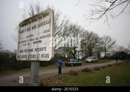 Le Corps de Laetitia Perrais, disparue depuis deux semaines, a été retrouvé mardi dépecé dans un Plan d'Eau situé sur la commune de Lavau-sur-Loire, Loire-Atlantique, Frankreich, le 1er Fevrier 2011. Son autopsie a montré qu'elle était morte étranglée. Foto von ABACAPRESS.COM Stockfoto