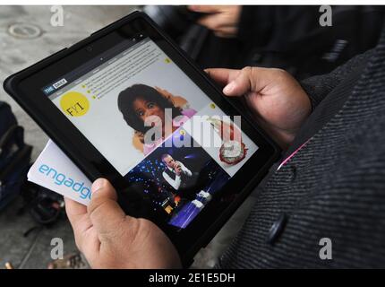 Rupert Murdoch hat am 2. Februar 2011 im Guggenheim Museum in New York City, NY, USA, seine neue iPad-Zeitung vorgestellt. Foto von ABACAUSA.COM Stockfoto