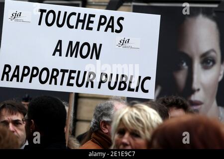 Versammlung und Streik der Verwaltungsrichter vor dem Justizministerium, Place Vendome, in Paris, Frankreich, am 09. Februar 2011. Foto von Stephane Lemouton/ABACAPRESS.COM Stockfoto