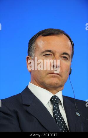 Der italienische Außenminister Franco Frattini ist während des G8-Außenministertreffens zur Lage in Libyen am 15. März 2011 im französischen Außenministerkonferenz in Paris abgebildet. Foto von Mousse/ABACAPRESS.COM Stockfoto