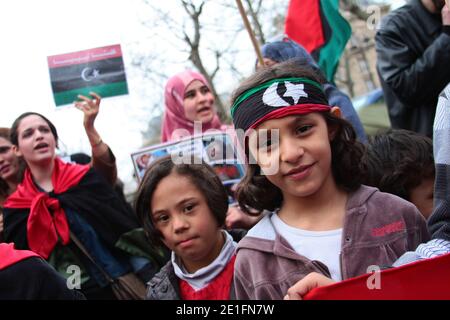 Treffen zur Unterstützung der libyschen Revolution am 26. März 2011 auf dem Place de la Republique in Paris, Frankreich. Foto von David Fritz/ABACAPRESS.COM Stockfoto