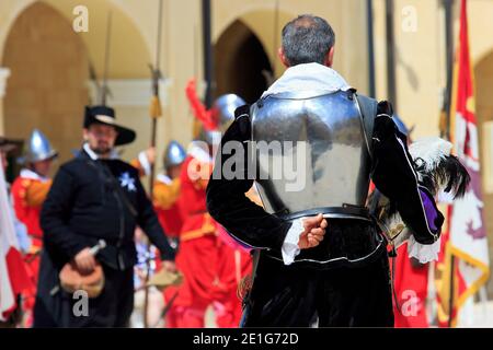 Inspektion der Garnison in Fort Saint Elmo in Valletta, Malta Stockfoto