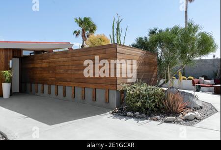 Das Lautner Gelände in Palm Springs, Kalifornien, USA. Fertiggestellt im Jahr 1947. Eingangsbereich. Stockfoto