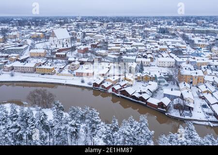 Luftaufnahme der Altstadt von Porvoo, Finnland im Winter Stockfoto