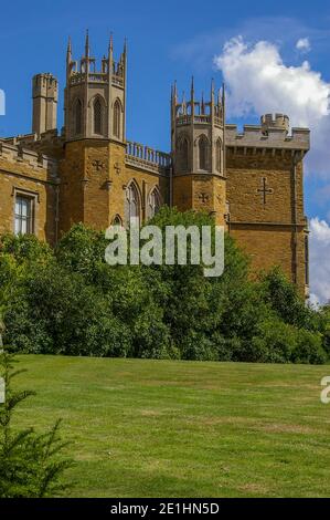 Belvoir Castle (ausgesprochen Beaver Castle oder Beever Castle), ein englisches Herrenhaus, Leicestershire, Großbritannien Stockfoto