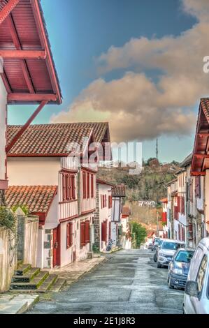 La Bastide-Clairence, Frankreich, HDR Bild Stockfoto