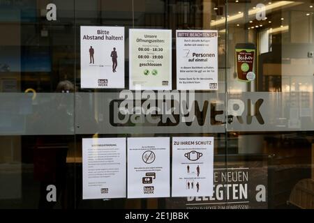 Die Stadt Bonn im Jahr 2020 - Zeichen einer Pandemie in der zweiten Welle Stockfoto