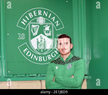 Sonntagszeitungen . Tranent, Ormiston, East Lothian.Schottland. 7. Januar 21 Hibernian Paul Hanlon Pressekonferenz für schottisches Premiership Spiel mit Celtic . Kredit: eric mccowat/Alamy Live Nachrichten Stockfoto