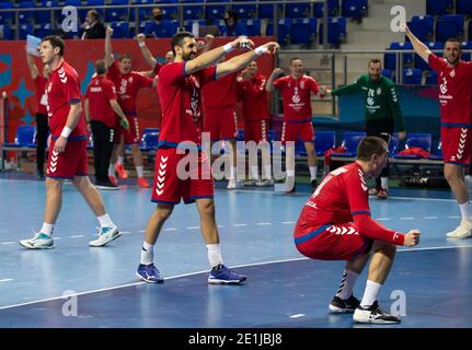 Zrenjanin, Serbien. Januar 2021. Die Spieler Serbiens feiern den Sieg. Quelle: Nikola Krstic/Alamy Live News Stockfoto