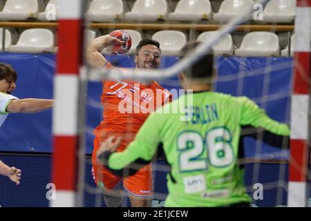 ALMERE, NIEDERLANDE - 6. JANUAR: Dani Baijens #77 der Niederlande während der Europameisterschaft Qualifikationsspiel zwischen den Niederlanden und Slowenen Stockfoto