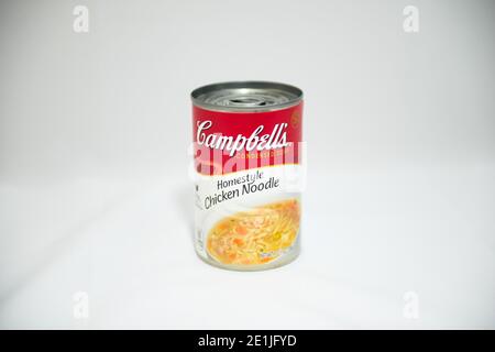 Campbells Hähnchennudelsuppe nach Hausstil Stockfoto