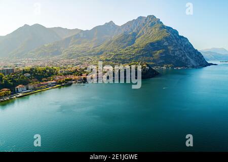 Parè, Lecco, Comer See (IT), Panorama-Luftaufnahme der Stadt Stockfoto