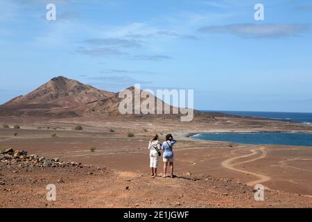 Einige der Strände und das Landesinnere der Insel Sal sind verlassen, öde und fast bewusstlos. Stockfoto