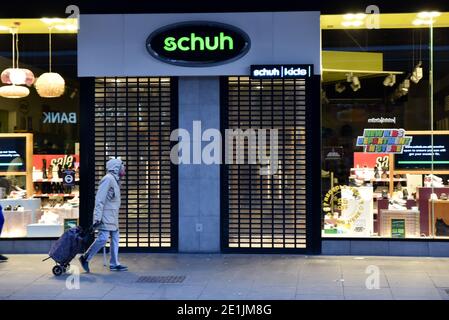 Wood Green, London, Großbritannien. Januar 2021. Coronavirus-Pandemie: Leben unter Verschluss 3. Geschlossene Geschäfte. Kredit: Matthew Chattle/Alamy Live Nachrichten Stockfoto