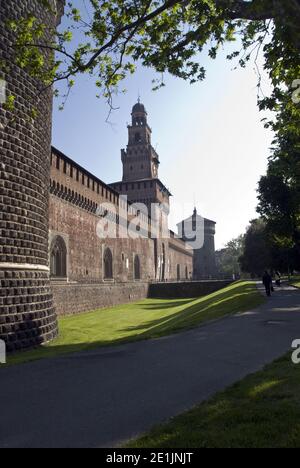 Castello Sforzesco (Castello Sforzesco), das heute Stadtmuseen beherbergt, Mailand, Italien. Stockfoto