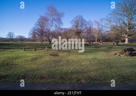 Sutton Park in Sutton Coldfield in der Nähe von Birmingham ist 2000 Hektar Von Parklandschaft mit Rad- und Reitwegen und Seen für Freizeit Stockfoto