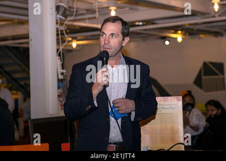 November 2, 2020: Jason Crow von Colorado Speaking Credit: Beth Schneider/ZUMA Wire/Alamy Live News Stockfoto