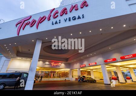 Las Vegas, 28. DEZEMBER 2020 - Eingang des Tropicana Las Vegas Stockfoto