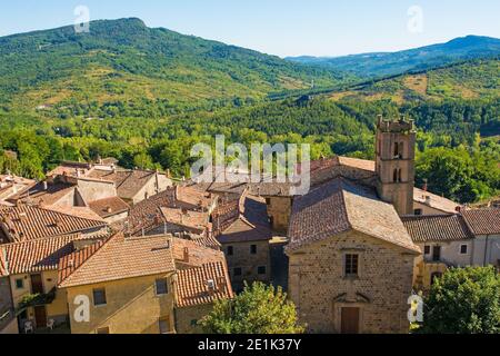 Das historische mittelalterliche Dorf Santa Fiora in der Provinz Grosseto, Toskana, Italien Stockfoto