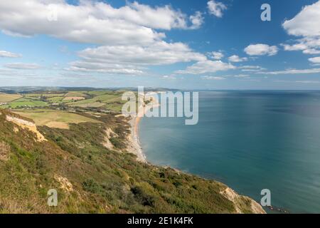 Blick vom Gipfel des Golden Cap Berg auf die Jurassic Coast in Dorset Stockfoto