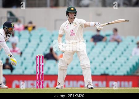 Sydney, Australien. Januar 2021. Steven Smith aus Australien beim 3. Internationalen Testspiel zwischen Australien und Indien am Sydney Cricket Ground, Sydney, Australien am 8. Januar 2021. Foto von Peter Dovgan. Nur redaktionelle Verwendung, Lizenz für kommerzielle Nutzung erforderlich. Keine Verwendung bei Wetten, Spielen oder Veröffentlichungen einzelner Vereine/Vereine/Spieler. Kredit: UK Sports Pics Ltd/Alamy Live Nachrichten Stockfoto