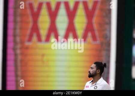 Sydney, Australien. Januar 2021. MD Siraj aus Indien beim 3. Internationalen Testspiel zwischen Australien und Indien am Sydney Cricket Ground, Sydney, Australien am 8. Januar 2021. Foto von Peter Dovgan. Nur redaktionelle Verwendung, Lizenz für kommerzielle Nutzung erforderlich. Keine Verwendung bei Wetten, Spielen oder Veröffentlichungen einzelner Vereine/Vereine/Spieler. Kredit: UK Sports Pics Ltd/Alamy Live Nachrichten Stockfoto